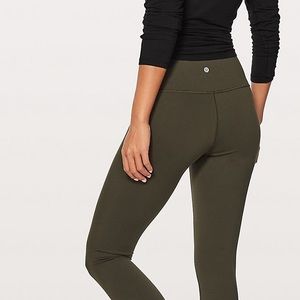 Wunder Under Hi-Rise Tight
Full-On Luon 28"